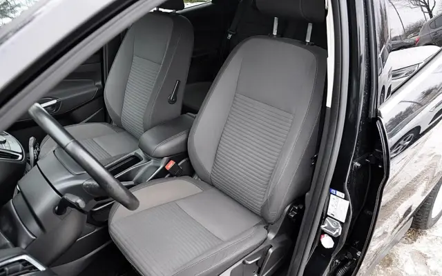 FORD C-MAX 1.5 TDCi Titanium