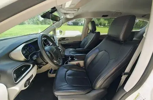 CHRYSLER Pacifica 