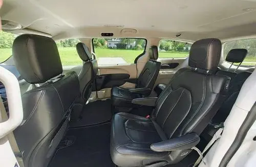 CHRYSLER Pacifica 