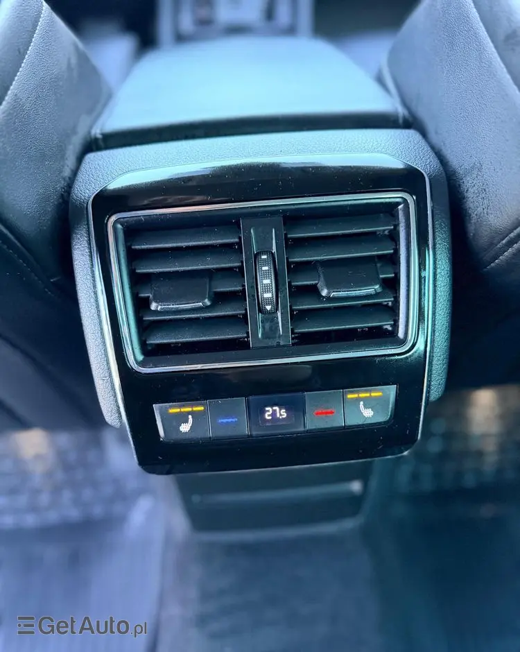 SKODA Superb 2.0 TDI L&K DSG7