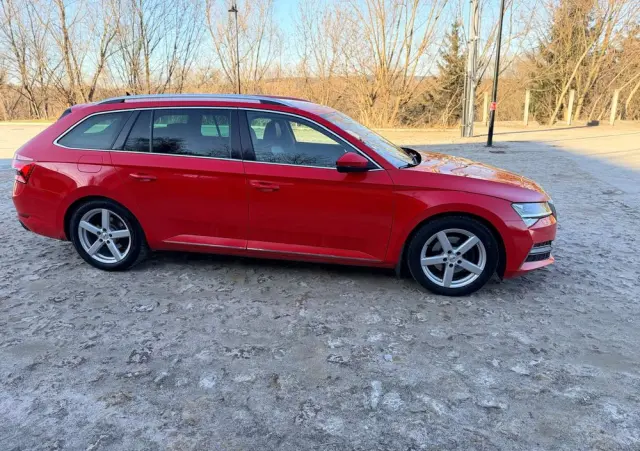 SKODA Superb 2.0 TDI L&K DSG7