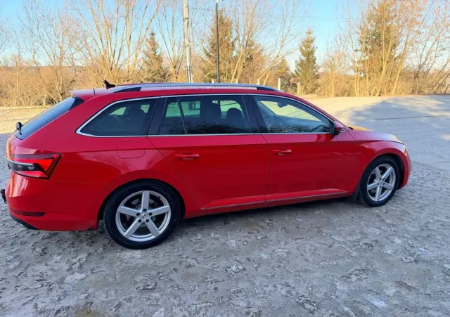 SKODA Superb 2.0 TDI L&K DSG7