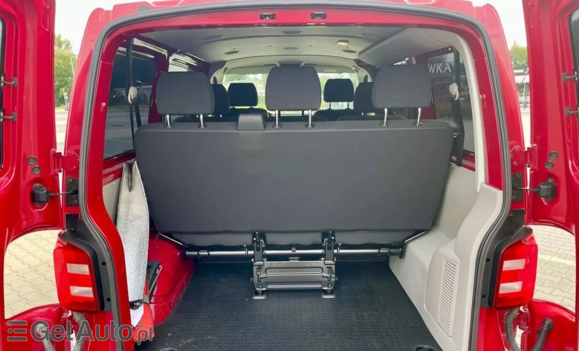 VOLKSWAGEN Transporter 