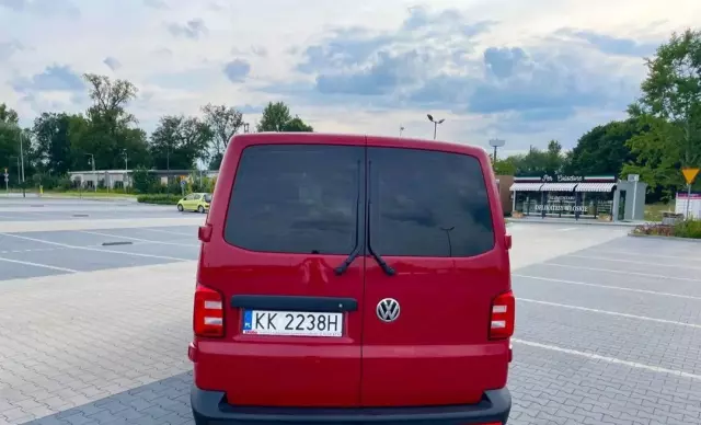 VOLKSWAGEN Transporter 
