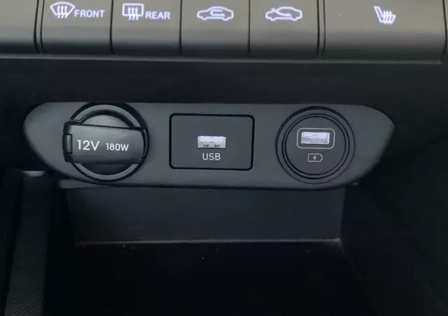 HYUNDAI Elantra 1.6 Smart