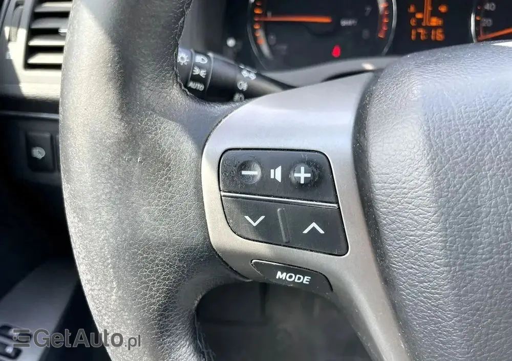 TOYOTA Avensis 