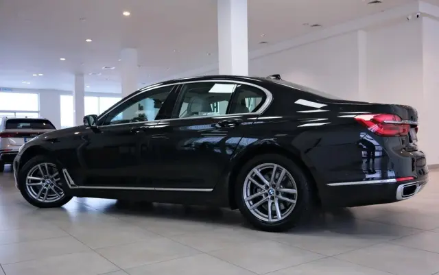 BMW Seria 7 730d xDrive