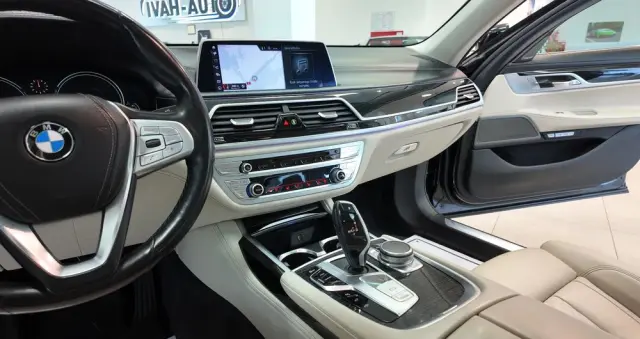 BMW Seria 7 730d xDrive