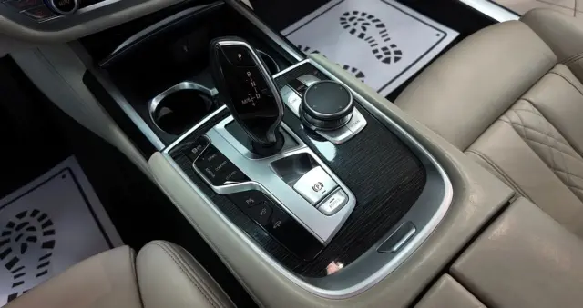 BMW Seria 7 730d xDrive