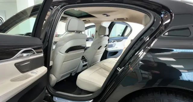 BMW Seria 7 730d xDrive