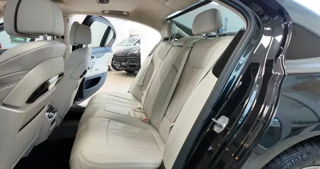 BMW Seria 7 730d xDrive