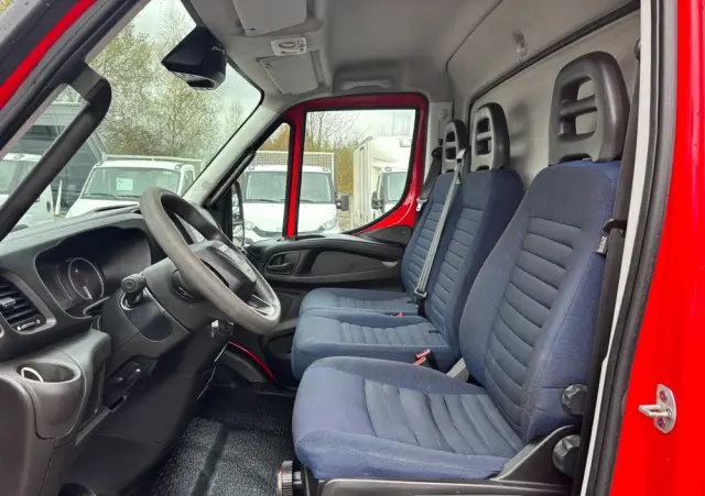 IVECO DAILY 50c16 50C15 50C17 35C14 35C15 35C17 35C18 70C17 72C15 70C18 Izoterma Chłodnia  9/8 euro palet 