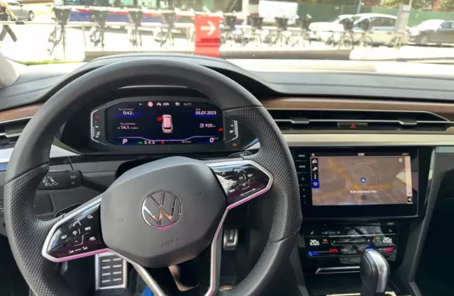 VOLKSWAGEN Arteon Elegance DSG
