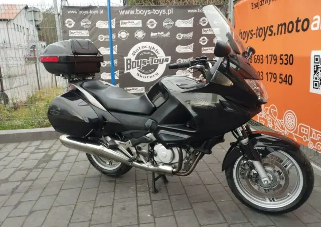 HONDA NTV 