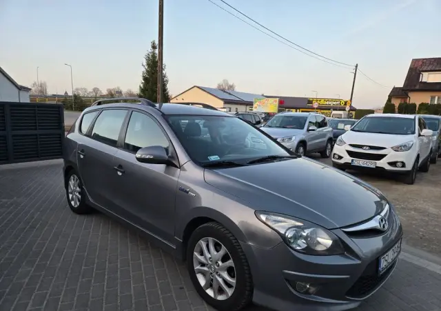 HYUNDAI I30 1.6 CRDi Base + EU5