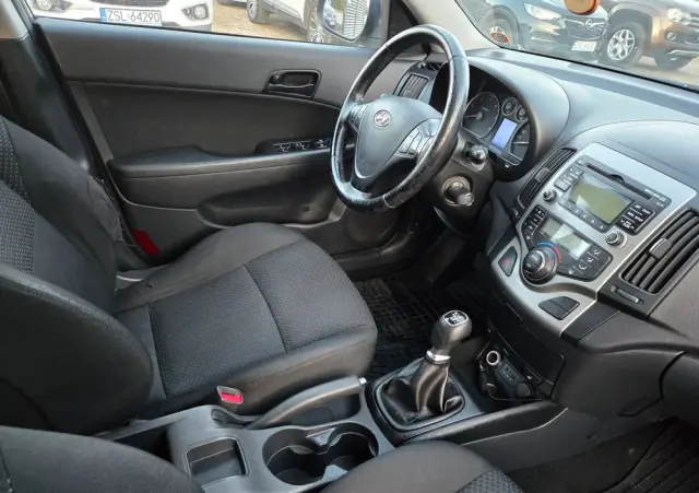 HYUNDAI I30 1.6 CRDi Base + EU5