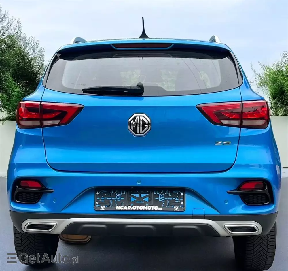 MG ZS 