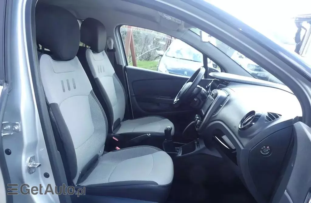RENAULT Captur 