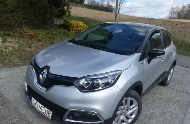 RENAULT Captur 