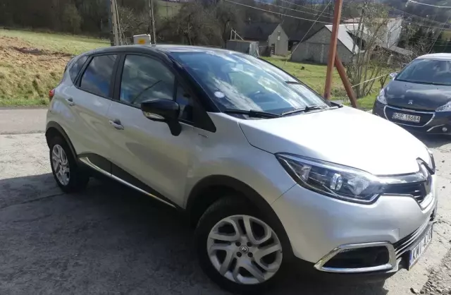 RENAULT Captur 