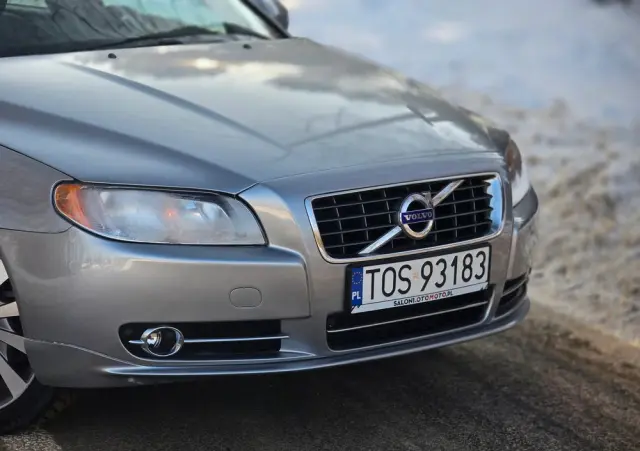 VOLVO S80 