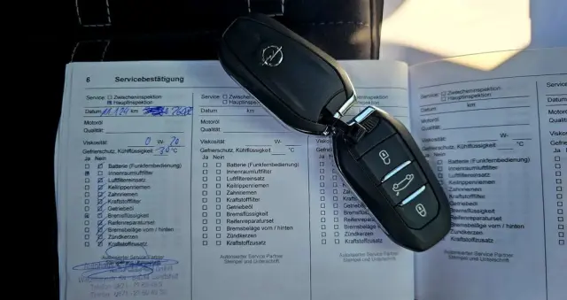 OPEL Astra 1.2 Turbo Automatik Ultimate