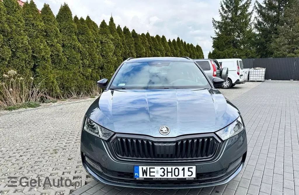 SKODA Octavia 