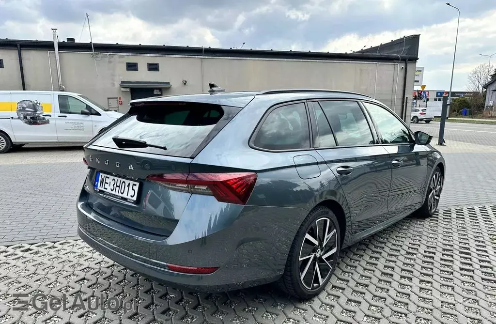 SKODA Octavia 