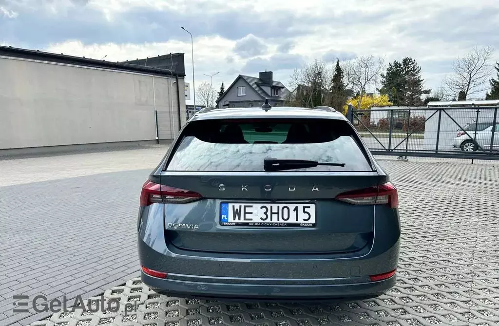 SKODA Octavia 