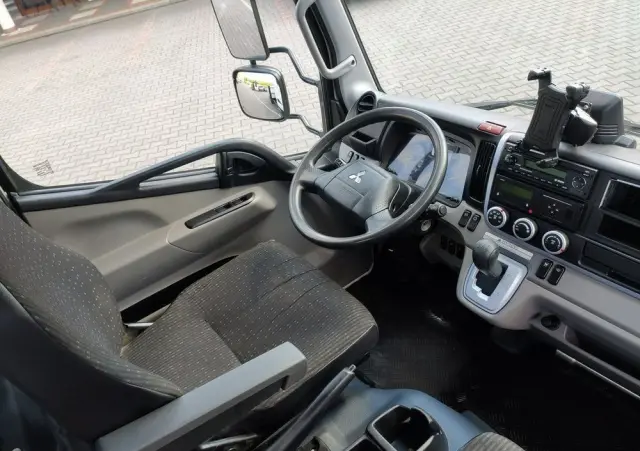 MITSUBISHI Canter Fuso 9C18 3.0/180KM HDS FASSI F30 Wywrotka 3-stronna 