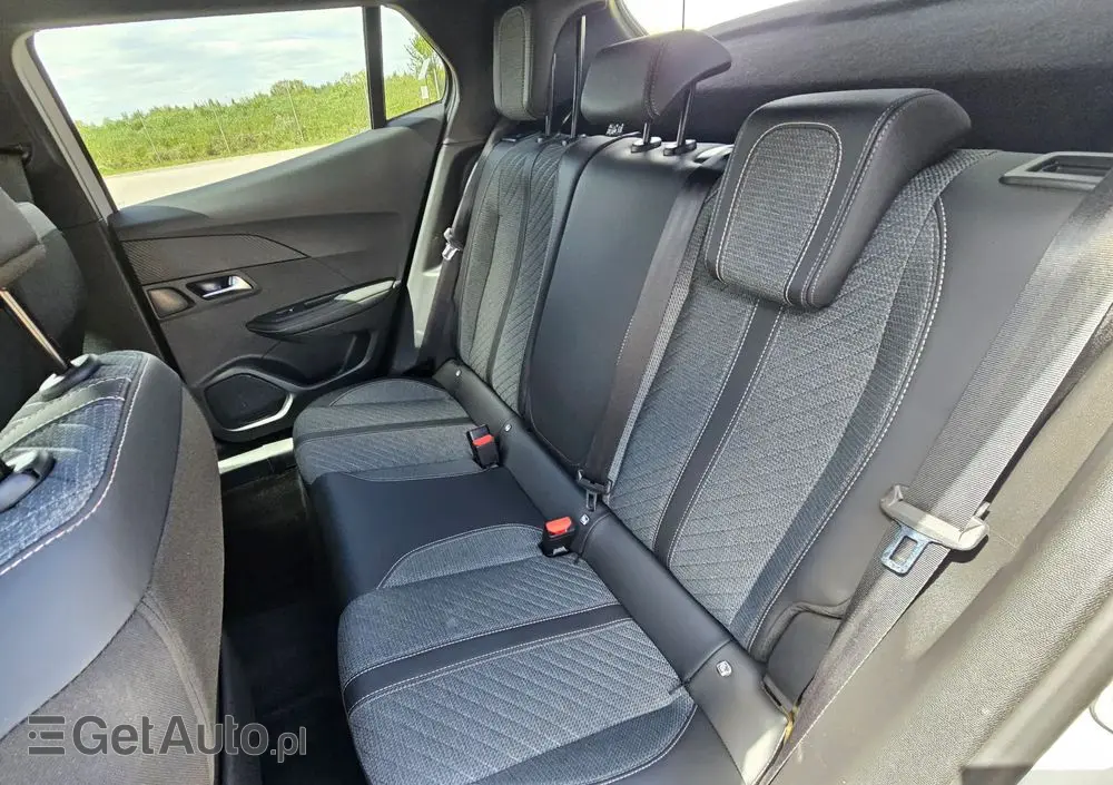 PEUGEOT 2008 1.2 PureTech Allure Pack S&S