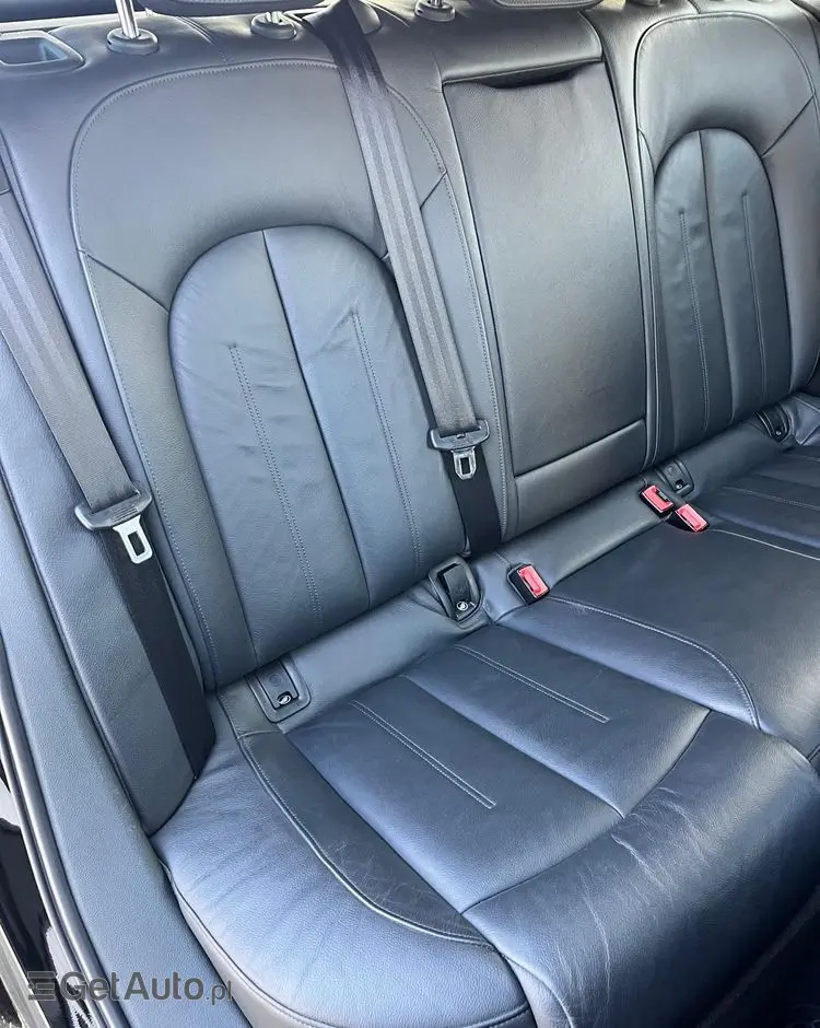 AUDI A6 Avant 2.0 TDI ultra S tronic