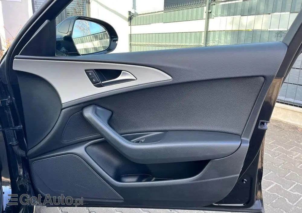 AUDI A6 Avant 2.0 TDI ultra S tronic