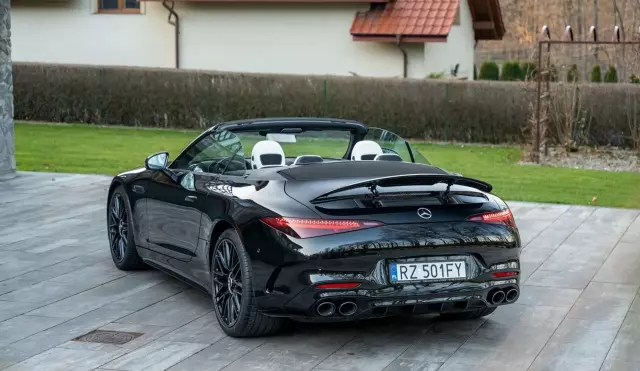 MERCEDES-BENZ SL 
