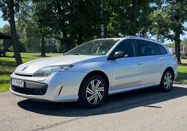 RENAULT Laguna 2.0 DCi Confort Dynamique