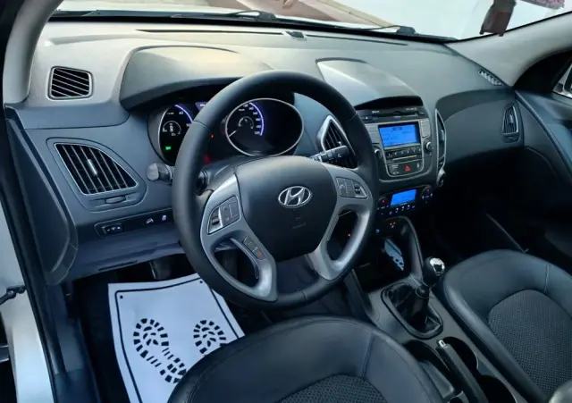 HYUNDAI Ix35 1.7 CRDi 2WD blue Comfort