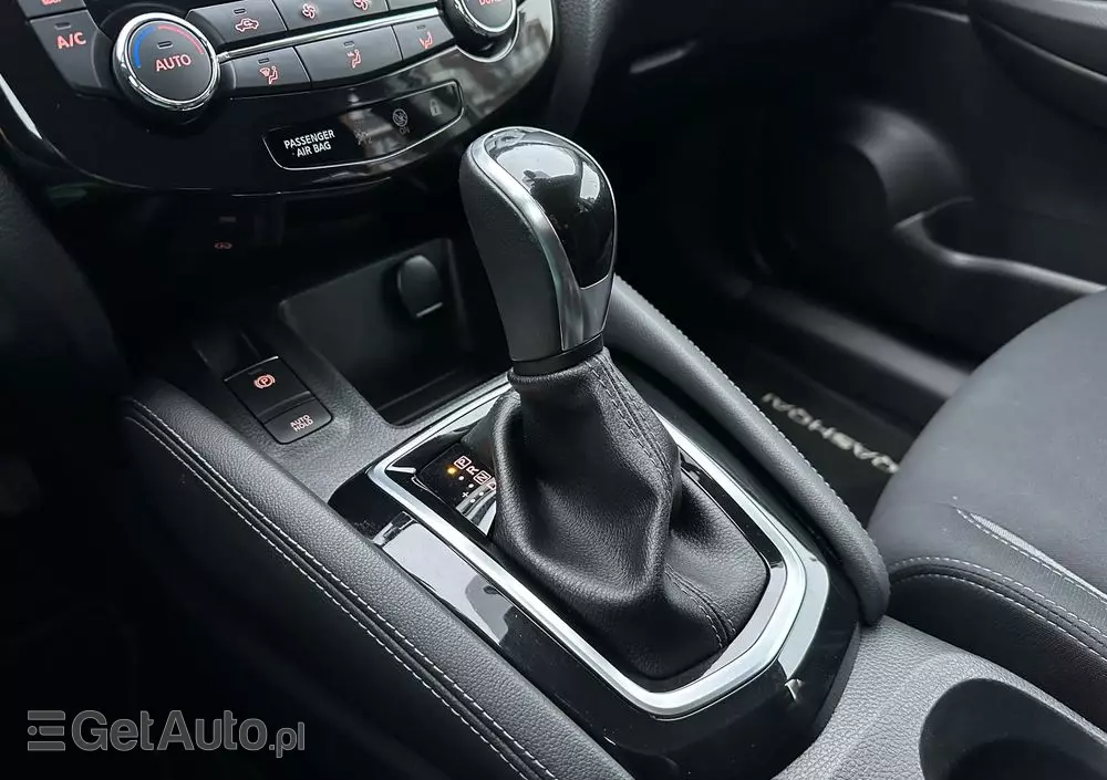 NISSAN Qashqai 1.3 DIG-T N-Style DCT