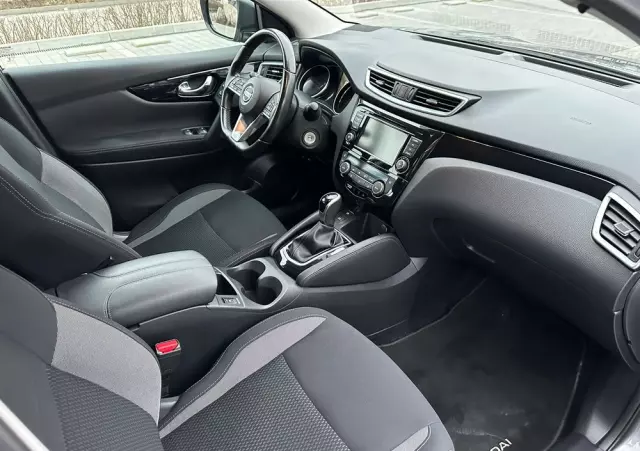 NISSAN Qashqai 1.3 DIG-T N-Style DCT
