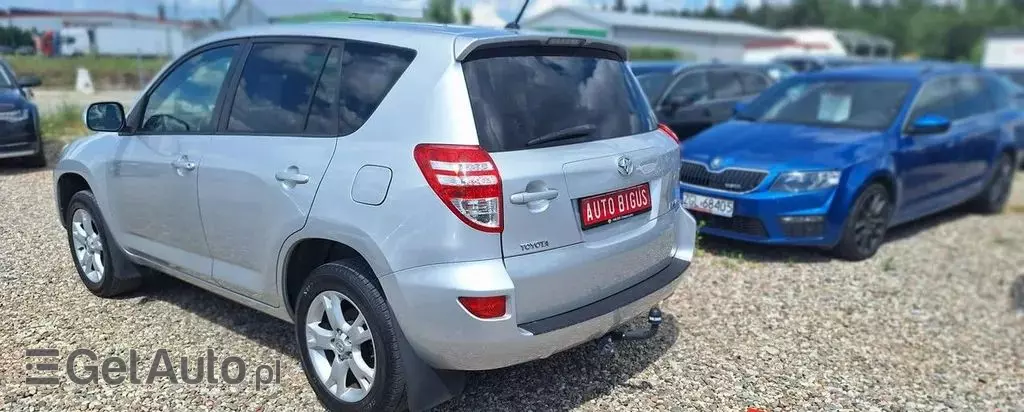 TOYOTA Rav 4 