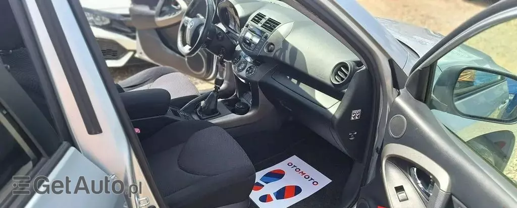TOYOTA Rav 4 