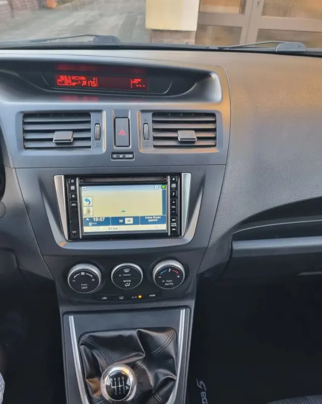 MAZDA 5 1.8 Comfort