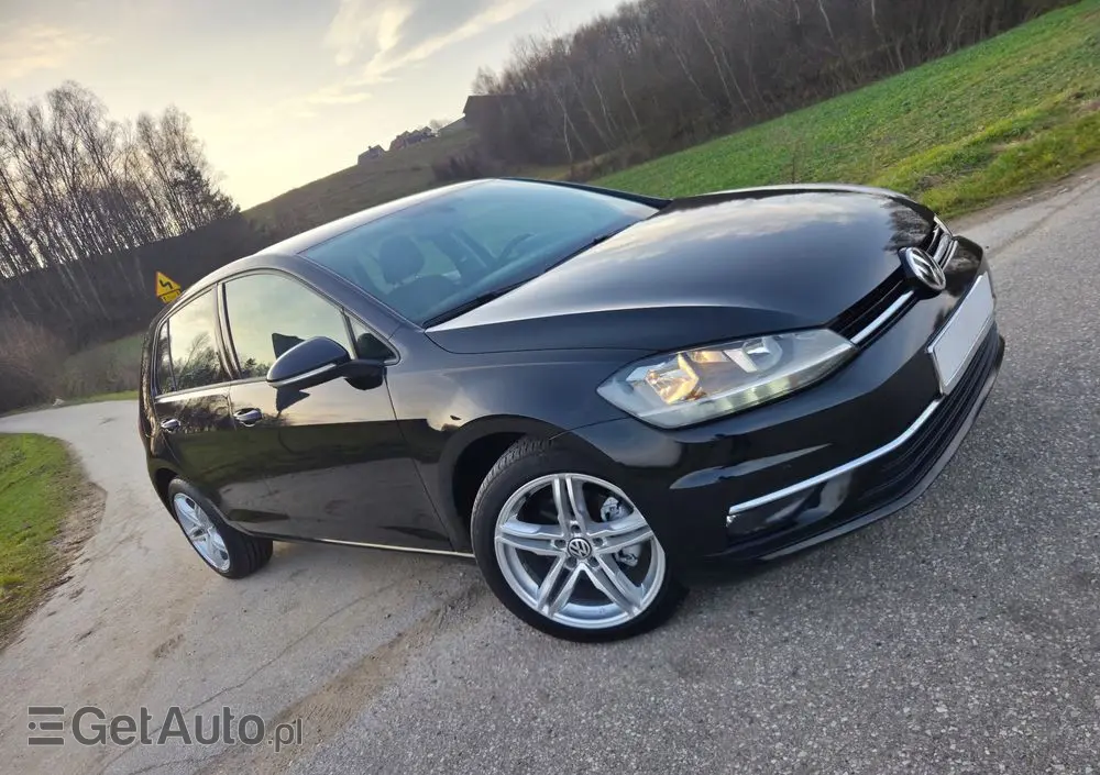VOLKSWAGEN Golf 1.6 TDI (BlueMotion Technology) Trendline