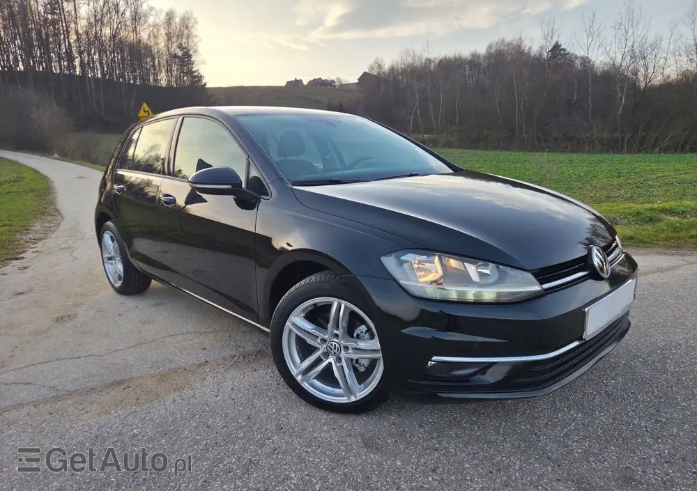 VOLKSWAGEN Golf 1.6 TDI (BlueMotion Technology) Trendline