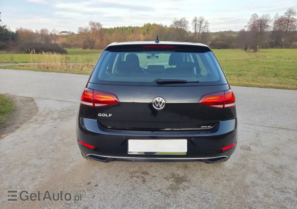 VOLKSWAGEN Golf 1.6 TDI (BlueMotion Technology) Trendline