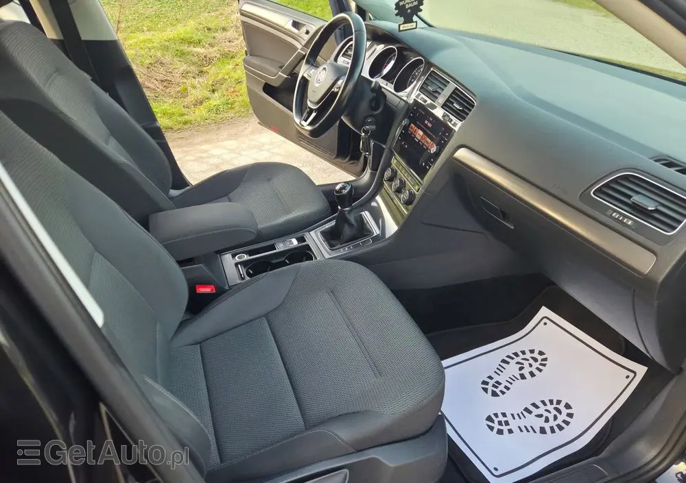 VOLKSWAGEN Golf 1.6 TDI (BlueMotion Technology) Trendline