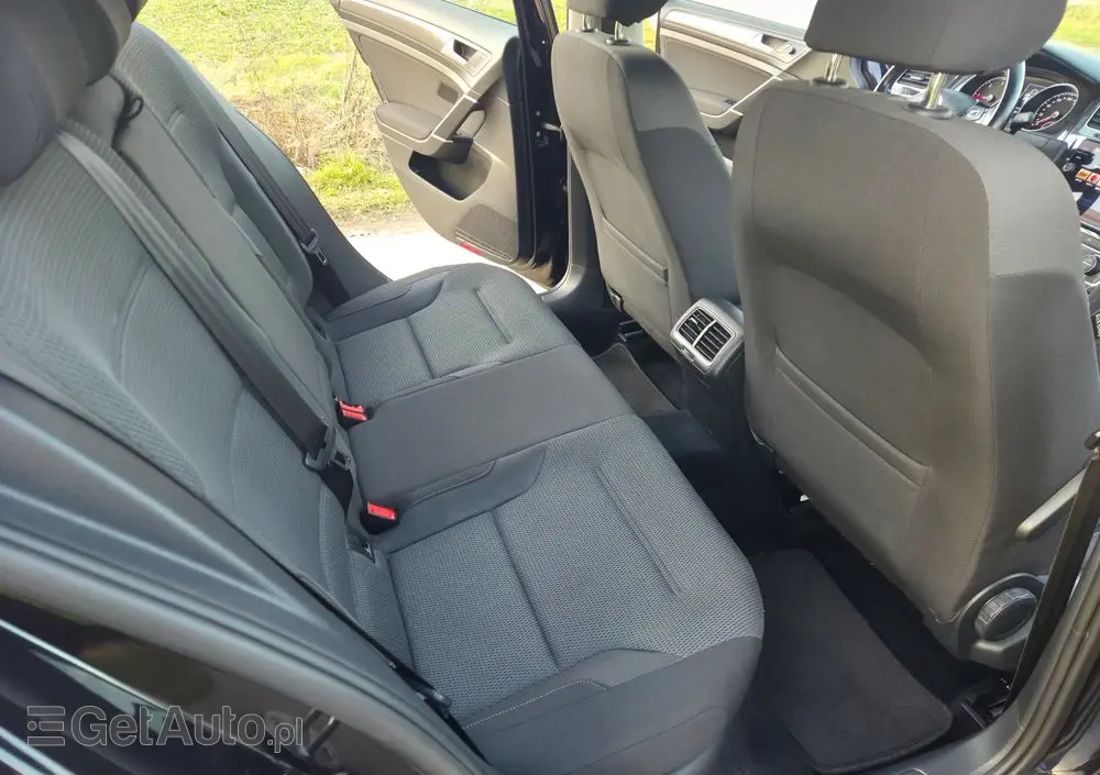 VOLKSWAGEN Golf 1.6 TDI (BlueMotion Technology) Trendline