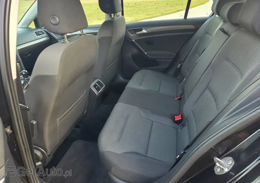 VOLKSWAGEN Golf 1.6 TDI (BlueMotion Technology) Trendline