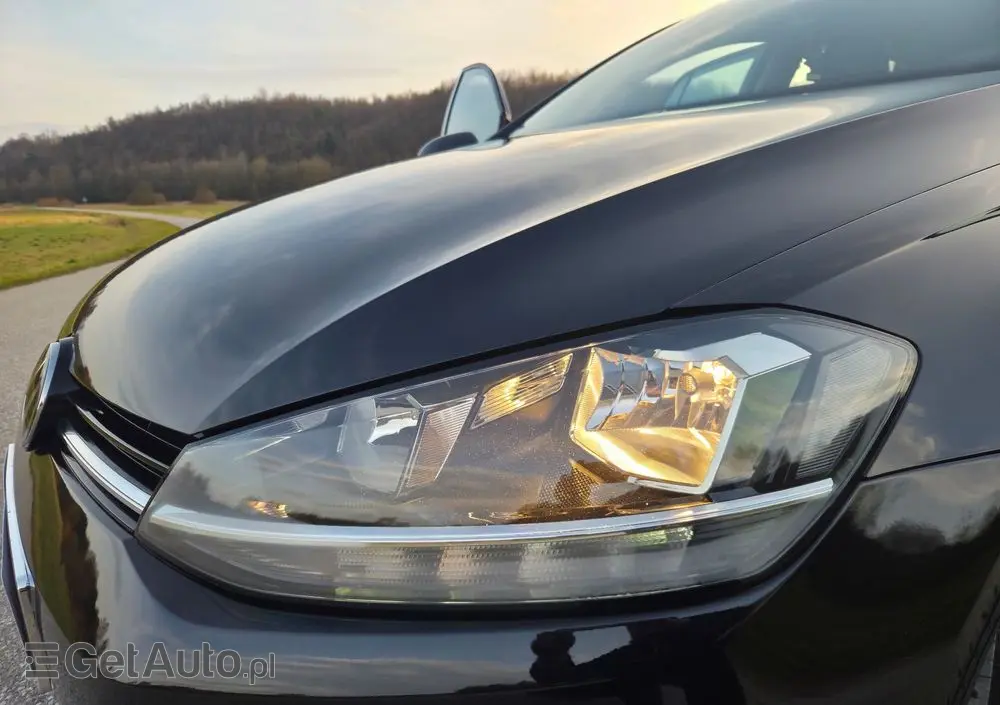 VOLKSWAGEN Golf 1.6 TDI (BlueMotion Technology) Trendline