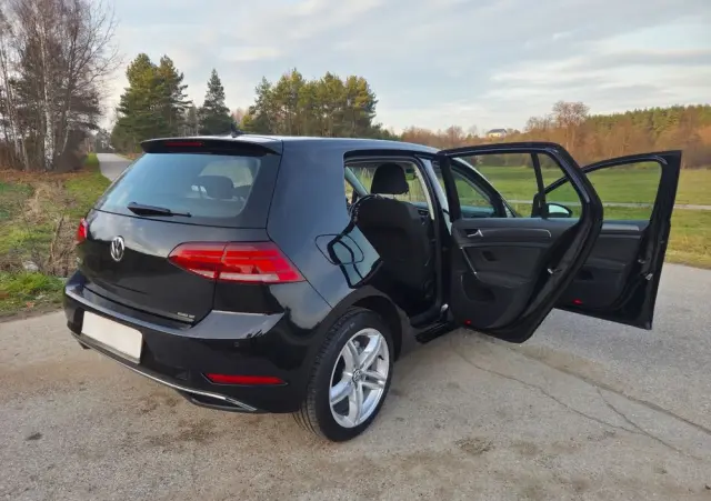 VOLKSWAGEN Golf 1.6 TDI (BlueMotion Technology) Trendline