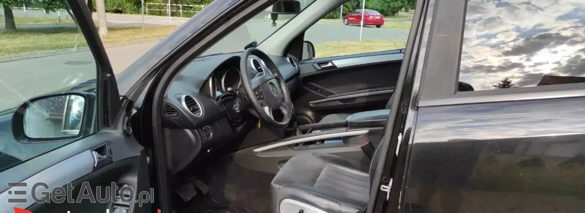 MERCEDES-BENZ Klasa M 